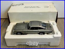 124 Scale Danbury Mint James Bond 007 Aston Martin DB5 Silver Boxed