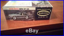 1965 Aurora James Bond 007 Aston-Martin Super Spy Car #585 Model Kit Complete