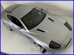 Aston Martin V12 Vanquish Silver 1/12 Kyosho Die-cast 007 Bond Car 08603S 2003