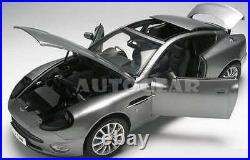 Aston Martin Vanquish v12 Diecast BOND 007 118 Diecast Model Car