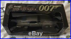 Auto Art James Bond 007 Aston Martin DB5 Goldfinger Boxed/Superb