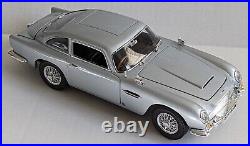Auto World ASTON MARTIN DB5 No Time To Die James Bond 1965 1/18 scale diecast