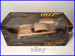 AutoArt James Bond 007 Goldfinger Aston Martin DB5 118