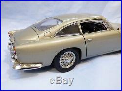 Autoart 118 70020 Aston Martin DB5 Bond 007 Diecast Toy Car No Time To Die