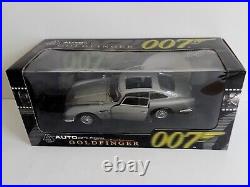 Autoart 118 Aston Martin Goldfinger James Bond. Original Box