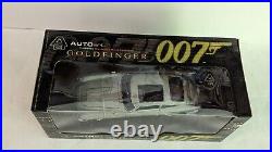 Autoart James Bond 007 Aston Martin Db5 118 Scale Die Cast. New