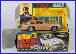 Corgi 261 James Bond Aston Martin DB5. Gold. VNMINT in VNMINT Box. 1966
