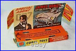 Corgi 261 James Bond Aston Martin, Superb Condition, in Excellent Original Box