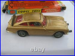 Corgi 261 James Bond Excellent Original Aston Car As Shown Original Worn Box