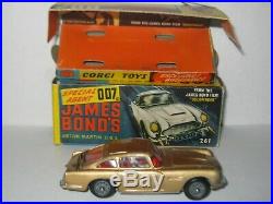Corgi 261 James Bond Goldfinger Original car, box, accessories All orig vg set