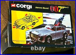 Corgi 271 007 James Bond 1/36 Aston Martin Db5 Made In England Car