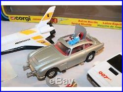 Corgi Toys Gift set 22 James Bond Aston Martin Lotus & Shuttle mint in box