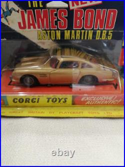 Corgi Toys James Bond Aston Martin D. B. 5 Car Train