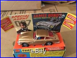 Corgi toys no 261 James Bond Aston Martin db5 near mint boxed original