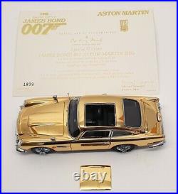 Danbury Mint 1/24 Scale 007001 Aston Martin DB5 James Bond 007 Gold