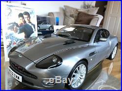 Danbury Mint 112 Kyosho James Bond Aston Martin Vanquish