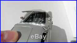 Danbury Mint 124 Aston Martin DB5 James Bond 007 Diecast Miniature Car