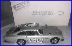 Danbury Mint 1964 Aston Martin DB5 James Bond 007