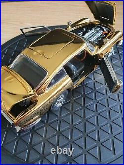 Danbury Mint Aston Martin Db5 James Bond Gold Plated Model