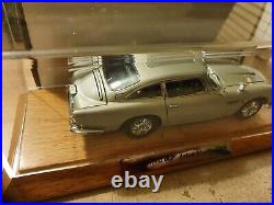 Danbury Mint Aston Martin Db5 James Bond Silver Birch Model Boxed