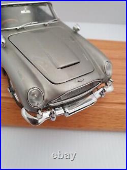 Danbury Mint Aston Martin Db5 James Bond Silver Birch Model With Plinth &cover