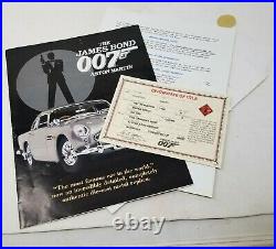 Danbury Mint James Bond 007 1964 Aston Martin DB5 Die-Cast 124 with Paperwork