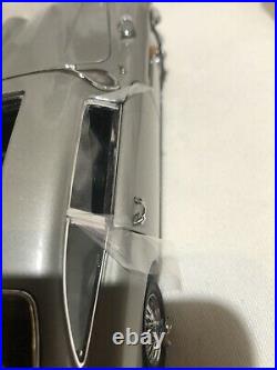 Danbury Mint James Bond 007 Aston Martin DB5 124 Scale New complete