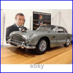 Danbury Mint James Bond 007 Aston Martin DB5 Die-Cast 124