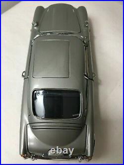 Danbury Mint James Bond 007 Aston Martin DB5 Die-Cast 124 BOX