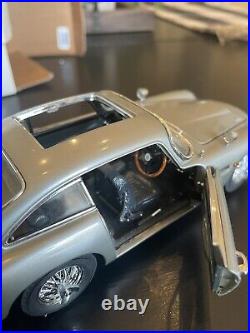 Danbury Mint James Bond 007 Aston Martin DB5 (Very Rare)Withbox