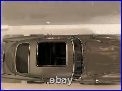 Danbury Mint James Bond 124 Scale Diecast 2 Car Set 007 DB5 & Regular DB5