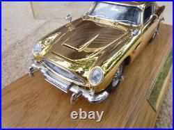 Danbury mint, 1964 Aston martin DB5, GT, James Bond gold version, UN BOXED
