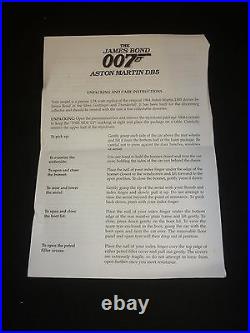 Danbury mint James Bond Aston Martin DB5, with paperwork, Boxed, (NMB)