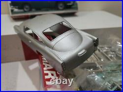 Doyusha The 1964 Aston Martin DB5 James Bond 007 Blue 124 Scale