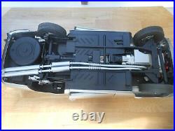 Eaglemoss James Bond Aston Martin DB5 Car 18 scale -plus Parts Part Assembled