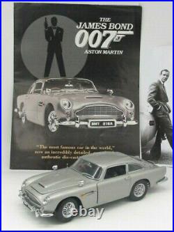 JAMES BOND 007 ASTON MARTIN DB5 by Danbury Mint Pristine mint with extras +