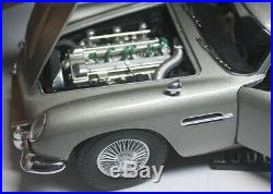 JAMES BOND Hot Wheels 118 (007 GOLDFINGER Movie) Aston Martin DB5 Car Model
