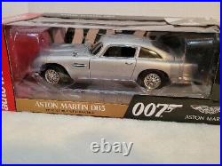 James Bond 1965 Aston Martin DB5 Coupe (No Time to Die) in 118 scale by Auto Wo