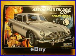 James Bond Goldfinger Aston Martin DB5 Bausatz Doyusha OVP! Sammlerstück