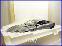 Kyosho 08603S 1/12 Aston Martin V12 Vanquish James Bond 007 Diecast Model Car