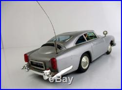 Rare Gilbert Japan 1965 Tin Battery James Bond 007 Aston Martin VINTAGE withBOX
