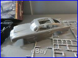 Vintage 1965 Aurora Aston-Martin Super Spy Car 125 Model 585-249 James Bond 007
