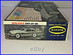 Vintage Aston Martin Super Spy Car Aurora 1965 James Bond 007 Model Kit 585-249