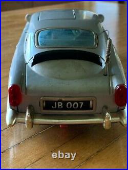 Vintage Gilbert James Bond Aston-Martin 007 Car