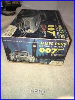Vintage James Bond 007 Aston Martin DB5 Airfix Craftmaster Model Kit 1/24 Scale
